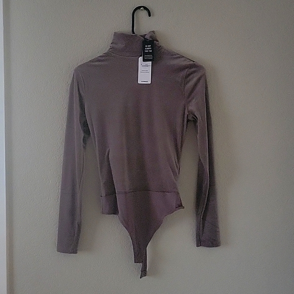 Express velour Bodysuit - Picture 1 of 5